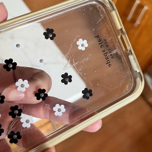 Kate spade, iPhone 11 case - Picture 2 of 2